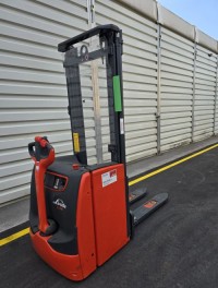 Ročni viličar Linde L14